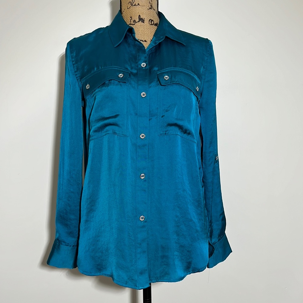 DKNY | Satin/Silky Button Down Top. Sz. XS